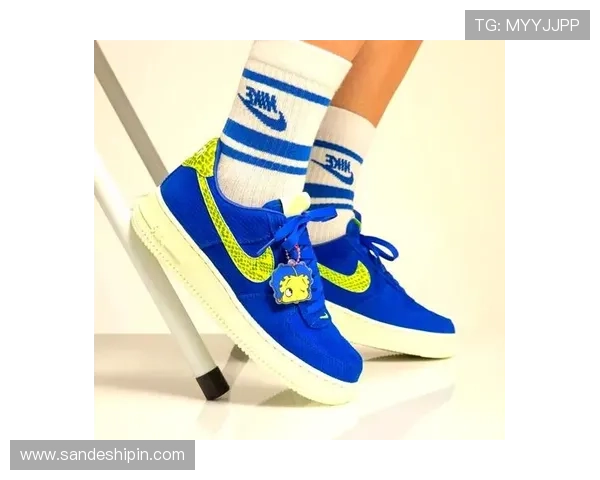 足球明星们偏爱的球鞋款式大揭秘各大品牌鞋履穿搭风格曝光